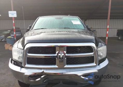 2017 Ram 2500 Tradesman 4X4 6'4 Box z USA, uszkodzony, nr VIN 3C6UR5CL4HG733287